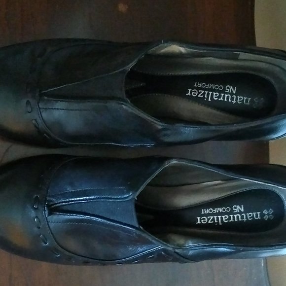 Shoes - Picture 5 of 5